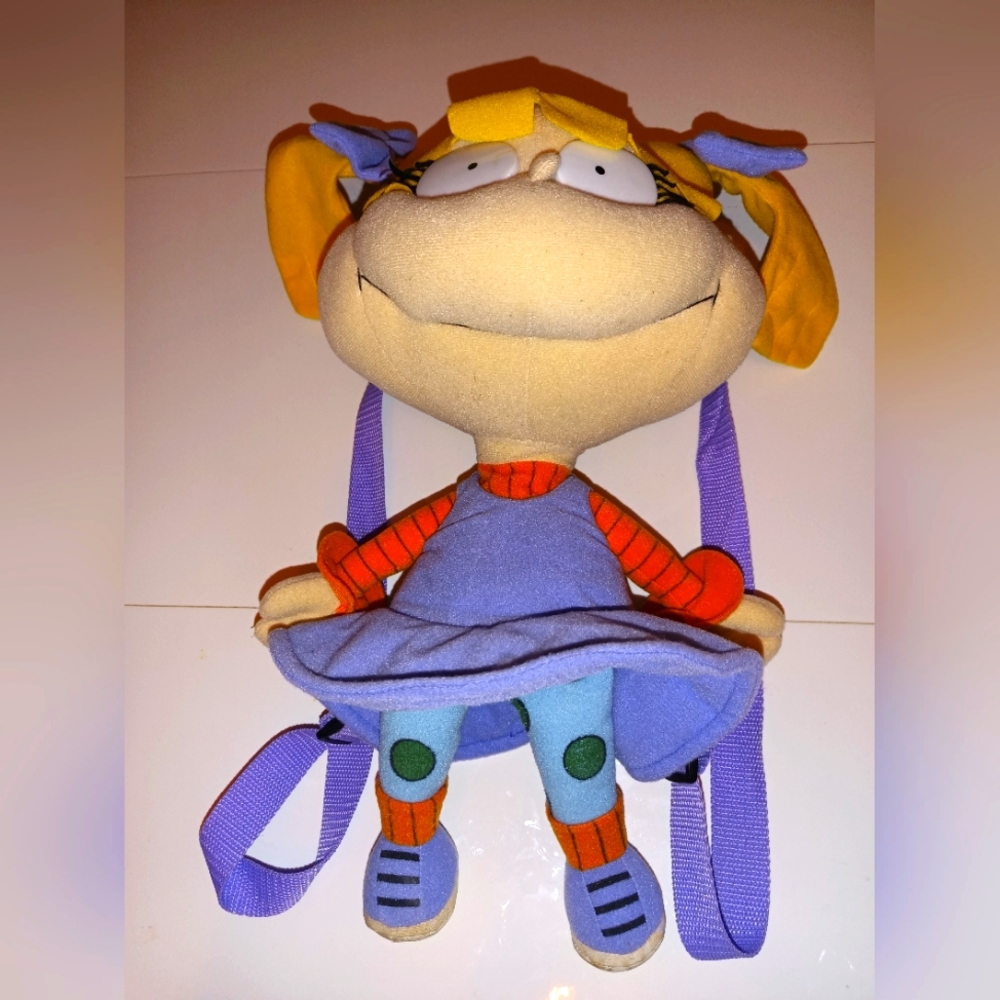 Angelica with mini zipper pocket